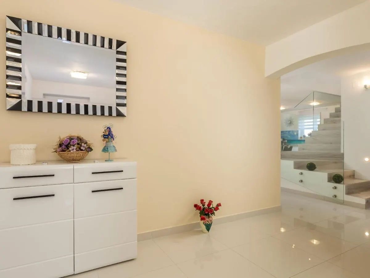 Holiday Home Villa Gabriel - Lbn417 By Interhome Labin  0*, Labin (Istria) Kroatien